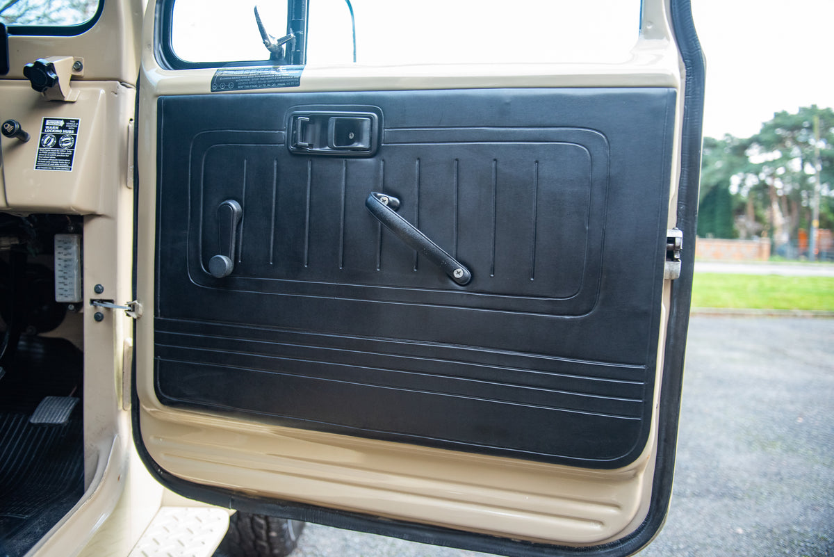 1977 TOYOTA FJ40 LAND CRUISER (SOLD)