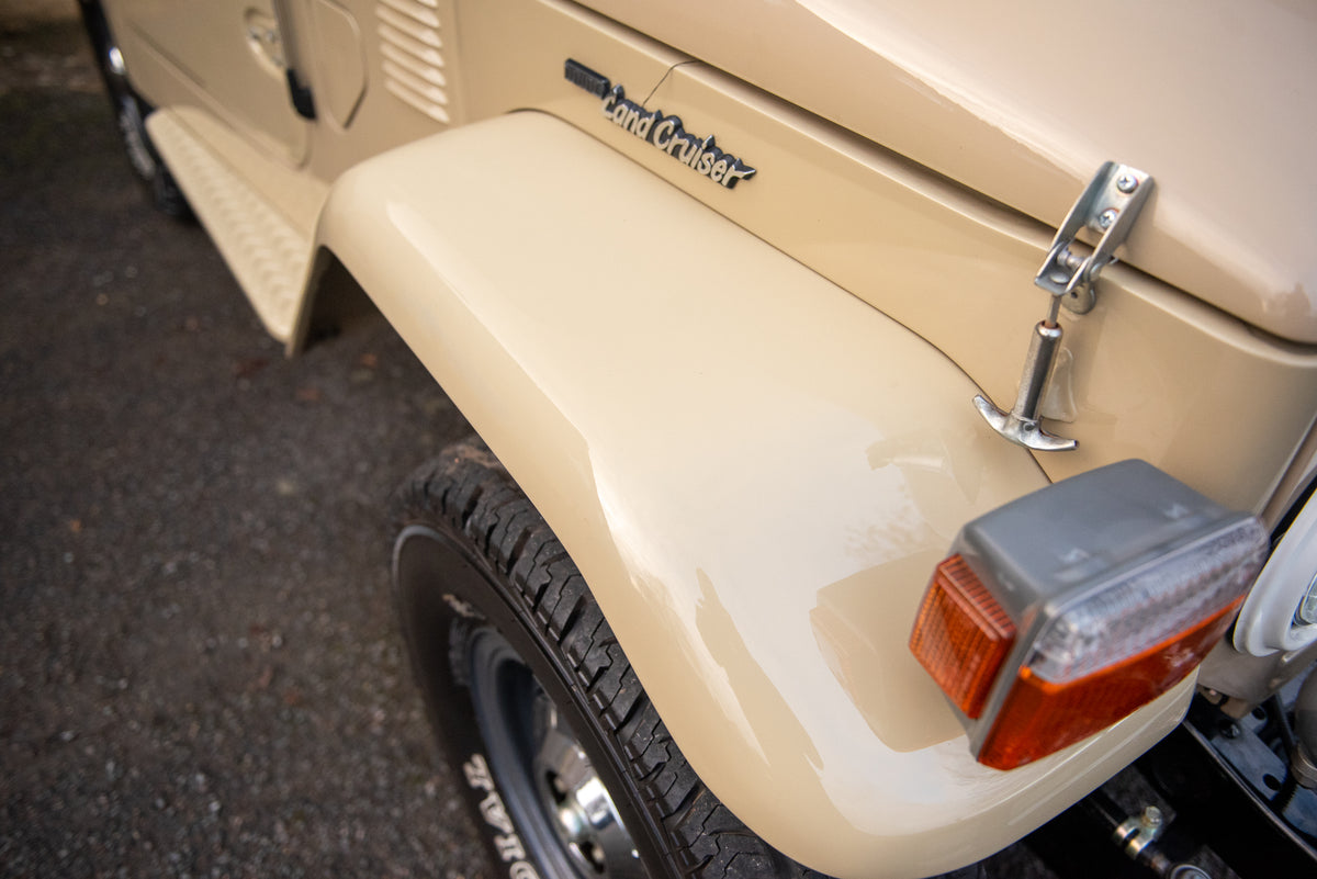 1977 TOYOTA FJ40 LAND CRUISER (SOLD)