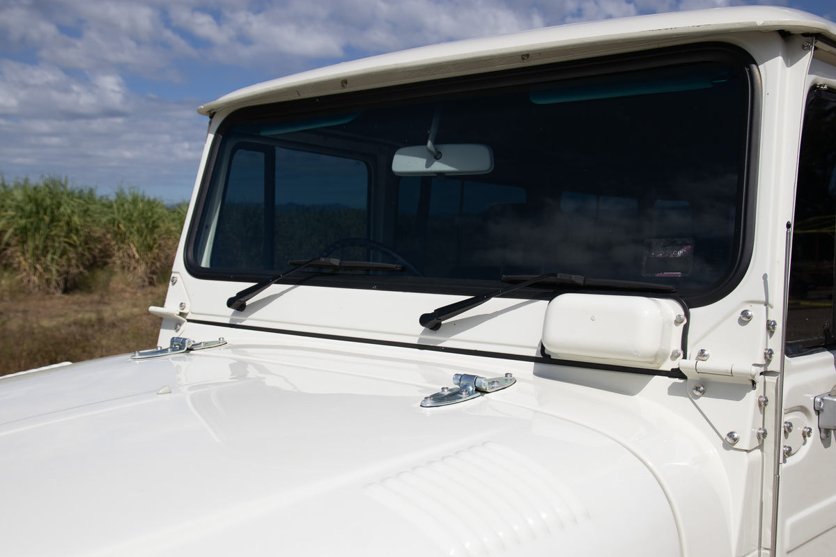 Classic 40 Series White 1982 Toyota FJ45 Troop Carrier Land Cruiser Full Restoration For Sale